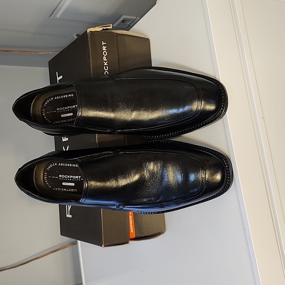 Rockport mens shoes, size 10.5